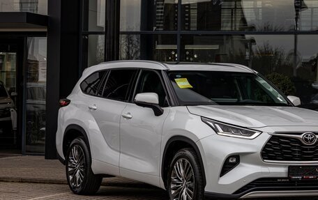 Toyota Highlander, 2026 год, 5 795 000 рублей, 9 фотография