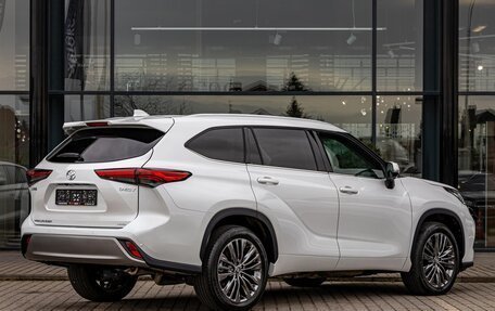 Toyota Highlander, 2026 год, 5 795 000 рублей, 6 фотография