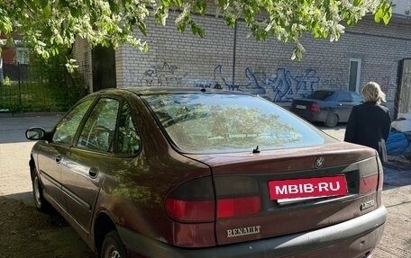 Renault Laguna II, 1995 год, 75 000 рублей, 2 фотография
