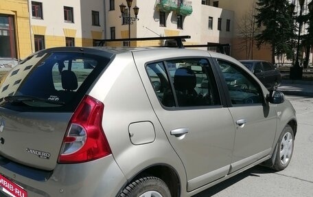 Renault Sandero I, 2010 год, 650 000 рублей, 6 фотография
