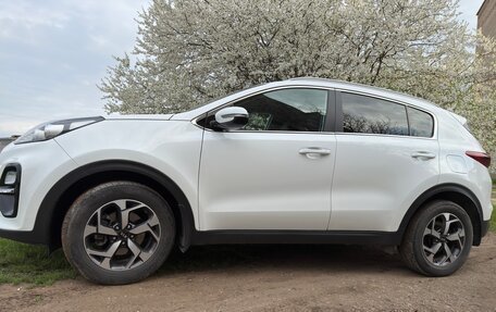 KIA Sportage IV рестайлинг, 2019 год, 2 440 000 рублей, 2 фотография