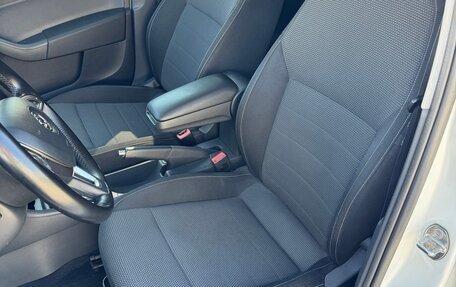 Skoda Rapid I, 2015 год, 1 250 000 рублей, 12 фотография