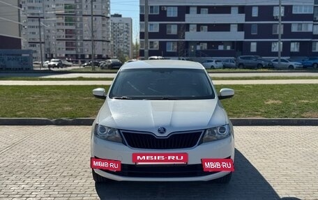 Skoda Rapid I, 2015 год, 1 250 000 рублей, 2 фотография