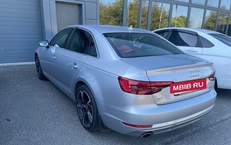 Audi A4, 2017 год, 2 800 000 рублей, 2 фотография