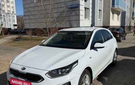 KIA cee'd III, 2019 год, 1 800 000 рублей, 2 фотография