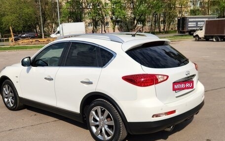 Infiniti QX50 I рестайлинг, 2014 год, 1 850 000 рублей, 11 фотография