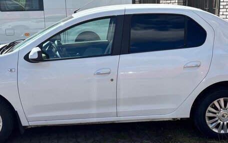 Renault Logan II, 2014 год, 420 000 рублей, 3 фотография