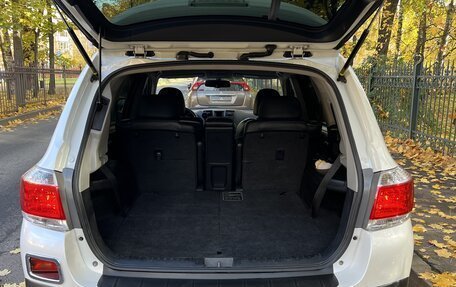 Toyota Highlander III, 2011 год, 1 970 000 рублей, 14 фотография