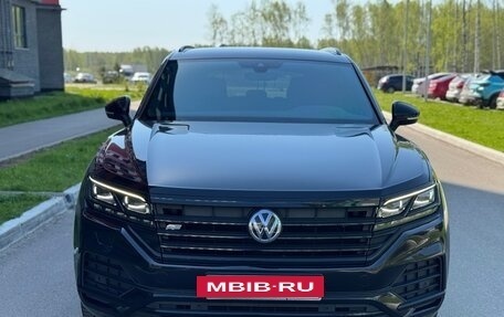 Volkswagen Touareg III, 2019 год, 4 750 000 рублей, 2 фотография