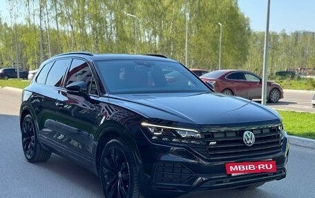 Volkswagen Touareg III, 2019 год, 4 750 000 рублей, 3 фотография