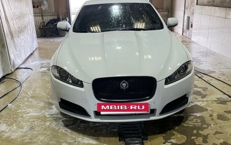 Jaguar XF I рестайлинг, 2013 год, 1 650 000 рублей, 10 фотография