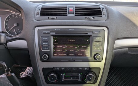 Skoda Octavia, 2010 год, 580 000 рублей, 11 фотография