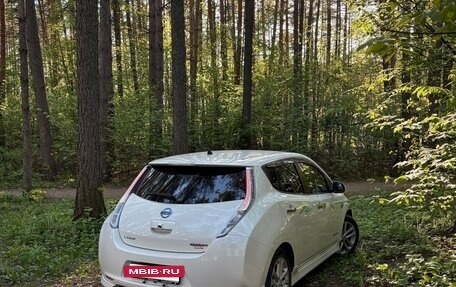 Nissan Leaf I, 2012 год, 615 000 рублей, 26 фотография