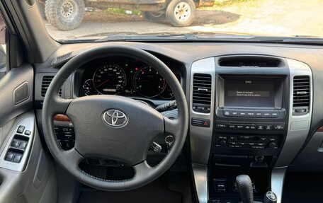 Toyota Land Cruiser Prado 120 рестайлинг, 2003 год, 1 850 000 рублей, 29 фотография