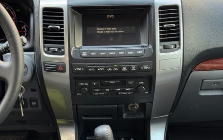 Toyota Land Cruiser Prado 120 рестайлинг, 2003 год, 1 850 000 рублей, 28 фотография