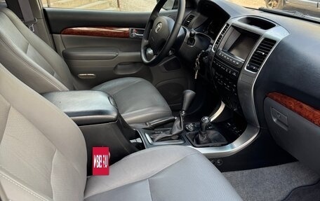 Toyota Land Cruiser Prado 120 рестайлинг, 2003 год, 1 850 000 рублей, 32 фотография