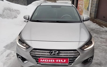 Hyundai Solaris II рестайлинг, 2018 год, 1 300 000 рублей, 14 фотография