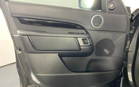Land Rover Discovery IV, 2022 год, 9 900 000 рублей, 23 фотография
