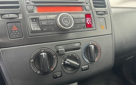 Nissan Tiida, 2012 год, 700 000 рублей, 18 фотография