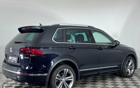 Volkswagen Tiguan II, 2018 год, 3 000 000 рублей, 6 фотография