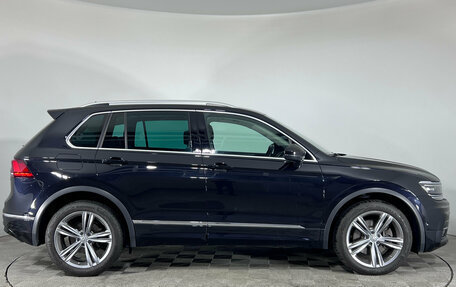 Volkswagen Tiguan II, 2018 год, 3 000 000 рублей, 8 фотография
