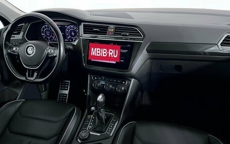 Volkswagen Tiguan II, 2018 год, 3 000 000 рублей, 9 фотография
