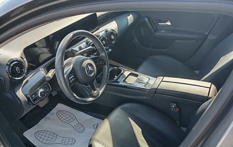 Mercedes-Benz A-Класс, 2019 год, 2 380 000 рублей, 5 фотография
