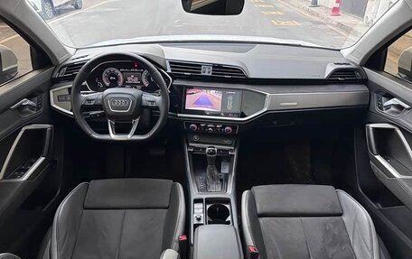 Audi Q3, 2022 год, 2 410 000 рублей, 7 фотография