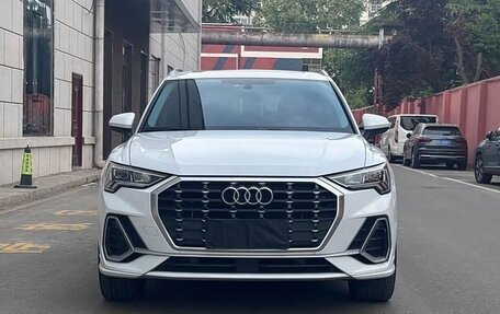 Audi Q3, 2022 год, 2 410 000 рублей, 2 фотография