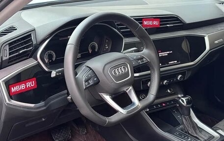 Audi Q3, 2022 год, 2 410 000 рублей, 8 фотография
