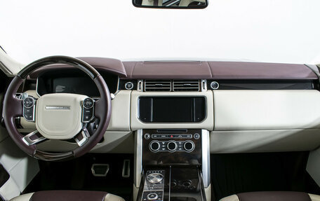 Land Rover Range Rover IV рестайлинг, 2016 год, 6 900 000 рублей, 16 фотография