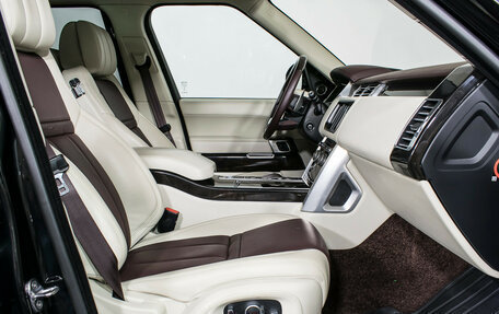Land Rover Range Rover IV рестайлинг, 2016 год, 6 900 000 рублей, 25 фотография