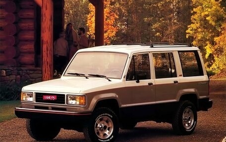 Isuzu Trooper I, 1987 год, 370 000 рублей, 1 фотография