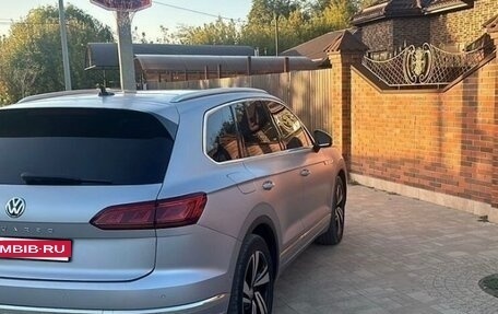 Volkswagen Touareg III, 2019 год, 4 400 000 рублей, 5 фотография