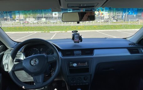 Skoda Rapid I, 2015 год, 850 000 рублей, 12 фотография