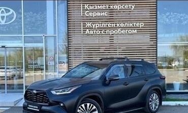 Toyota Highlander, 2023 год, 8 200 000 рублей, 5 фотография