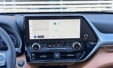 Toyota Highlander, 2023 год, 8 200 000 рублей, 14 фотография