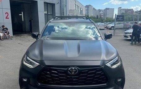 Toyota Highlander, 2023 год, 8 200 000 рублей, 27 фотография
