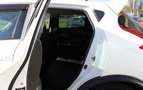 Nissan Juke II, 2011 год, 899 000 рублей, 15 фотография