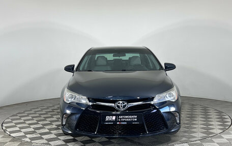 Toyota Camry, 2015 год, 1 650 000 рублей, 2 фотография