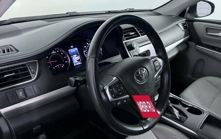 Toyota Camry, 2015 год, 1 650 000 рублей, 10 фотография