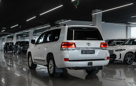 Toyota Land Cruiser 200, 2017 год, 5 700 000 рублей, 5 фотография