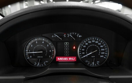 Toyota Land Cruiser 200, 2017 год, 5 700 000 рублей, 12 фотография