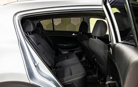 KIA Sportage IV рестайлинг, 2016 год, 2 000 000 рублей, 13 фотография