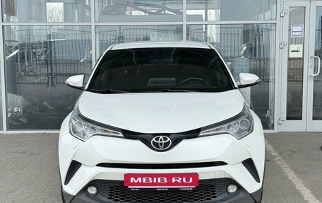 Toyota C-HR I рестайлинг, 2018 год, 1 899 000 рублей, 3 фотография