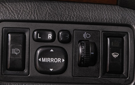 Toyota Avensis III рестайлинг, 2006 год, 849 000 рублей, 23 фотография