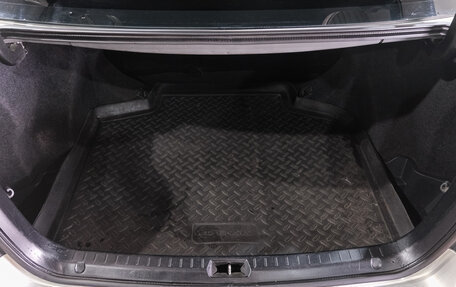 Toyota Avensis III рестайлинг, 2006 год, 849 000 рублей, 26 фотография