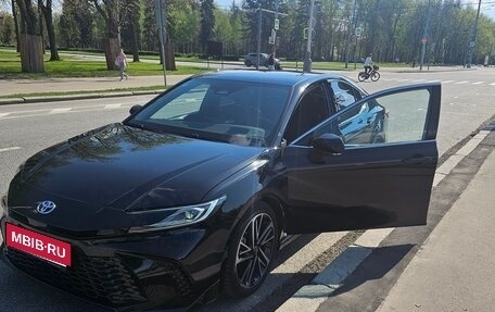Toyota Camry, 2024 год, 3 800 000 рублей, 2 фотография