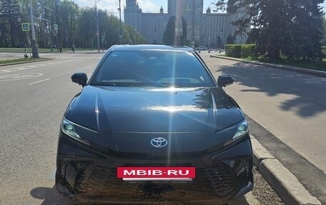 Toyota Camry, 2024 год, 3 800 000 рублей, 7 фотография