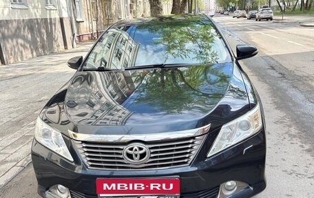 Toyota Camry, 2012 год, 1 650 000 рублей, 12 фотография